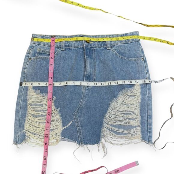 PRETTYLITTLETHING Women’s Blue Distressed High-Waisted Denim Mini Skirt Size 10 - Picture 6 of 6